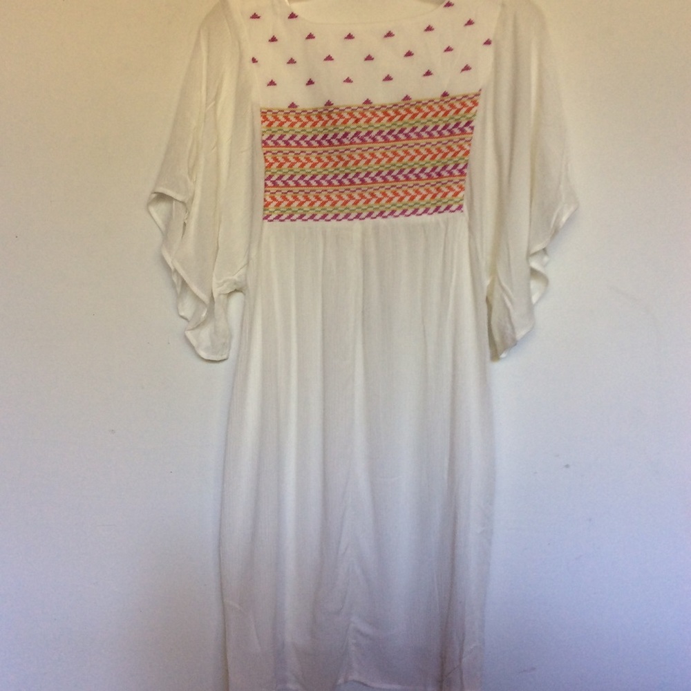 Love Stitch Embroidered Dress Size M NWT - Picture 6 of 6